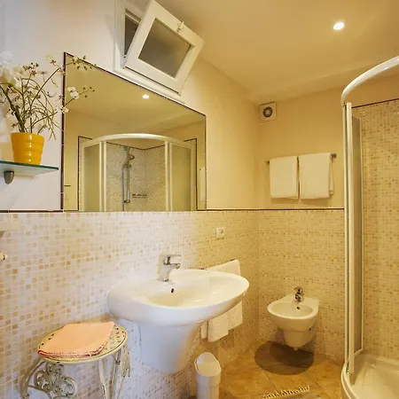 Casa Balon Apartman Oggebbio