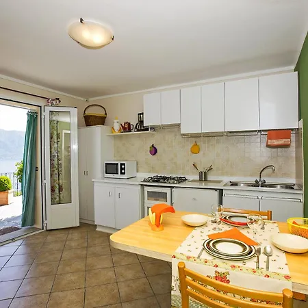 Casa Balon Apartman Oggebbio